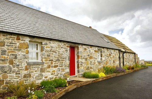 Lisdoonvarna Cottage | Enchanting Bungalow in the Heart of Burren - Guest Rated 10/10