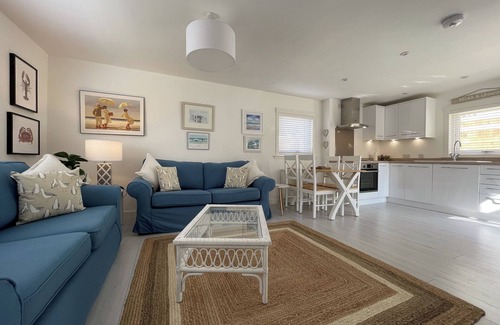 Portmahomack Cottage | Charming Coastal Cottage with Ocean Views in Portmahomack