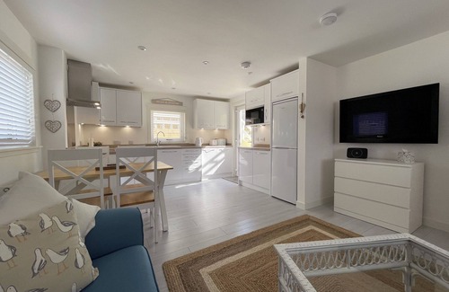 Portmahomack Cottage | Charming Coastal Cottage with Ocean Views in Portmahomack