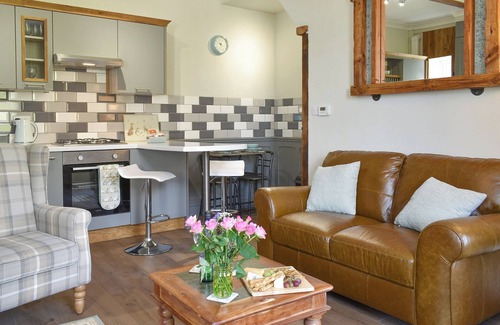 Linthwaite Cottage | Scenic Cottage with Breathtaking Colne Valley Views