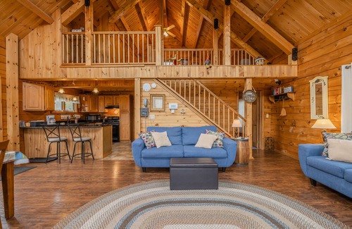 Penn Yan Cabin | Exceptional Log Cabin with Views of Keuka Lake & Great Amenities