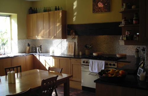 Llandrinio House | Historic Manor House Retreat with Pool & Pet-Friendly Stay