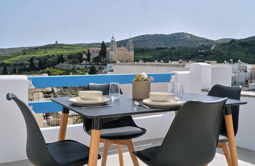 Lefkes House | A beautiful modern house, with equipped kitchen, 2 bedrooms and an amazing view