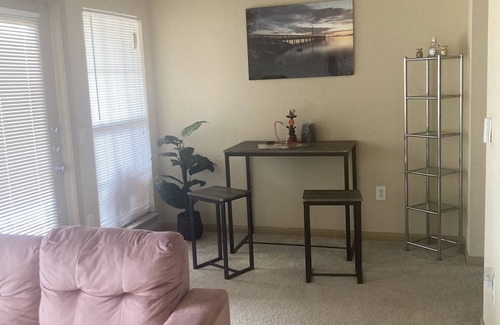 Central Southwest Apartment | Cozy 1 Bedroom Apartment with Pool and Child-Friendly Amenities