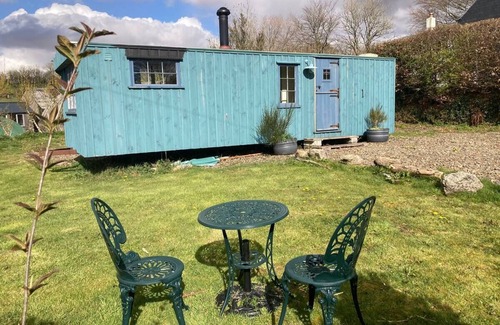 Lydford Cabin | Cozy Converted Cabin Near Dartmoor National Park, Devon