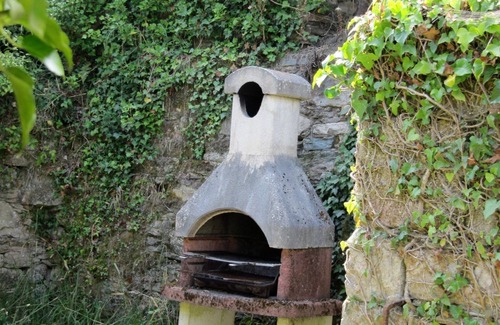Leuhan House | Quaint Breton Farmhouse with Pool & Pet-Friendly Options