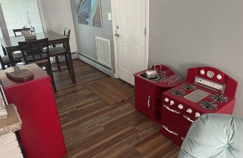 Brookings House | Discover Joy at Brookings: Pet-Friendly Family Getaway