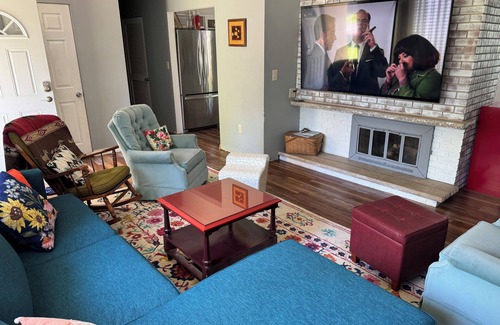 Brookings House | Discover Joy at Brookings: Pet-Friendly Family Getaway