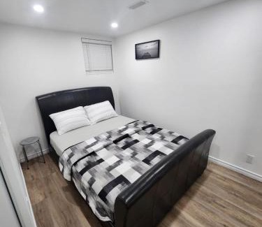 Ottawa Division Apartment | Cozy 1 Bedroom Basement Retreat for Your Perfect Stay