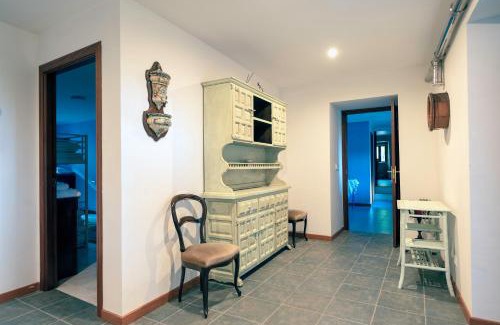 Panton House | Discover A Bruxiña de Toldaos: Pet-Friendly Getaway
