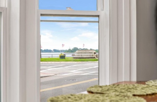 Gloucester Apartment | Seaside Escape at A by the Bay - Guest Rated 9.9/10
