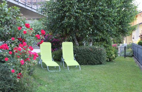 Capizzone House | Guest Rated 9.9: A cà rèste with Breakfast & Family Options