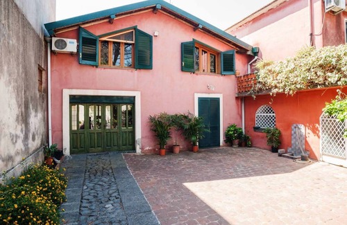 Acireale Villa | Comfortable Double or Twin Room with Garden by the Sea