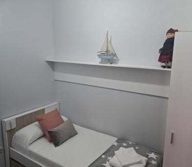 Camarinas House | Outstanding A Caramiña: Child-Friendly Escape with 9.6 Rating