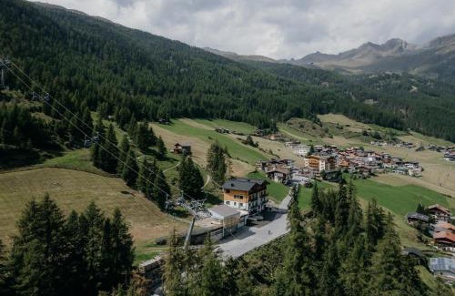 Soelden Apartment | Pet-Friendly A CASA Amethyst with Family Amenities