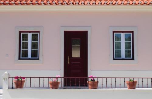 Pedrogao House | Unforgettable Stay at A Casa da Avó Ana: 10/10 Rated!