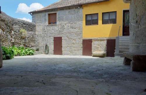 Soutomaior House | Explore A Casa Da Asturiana: 4-Star Oceanfront Retreat