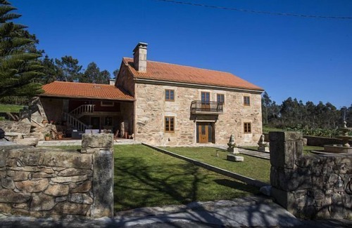 Camarinas Cottage | Oceanfront A Casa da Gandara: Perfect for Two with 10/10 Rating
