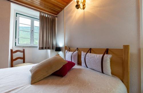 Manteigas Apartment | Relax at A Casa da Rapariga de Cabelo Azul with Ocean Views