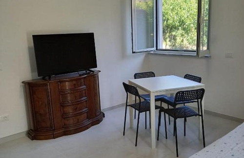 Rezza House | Relax at A casa dalla Lu: Child-Friendly Retreat