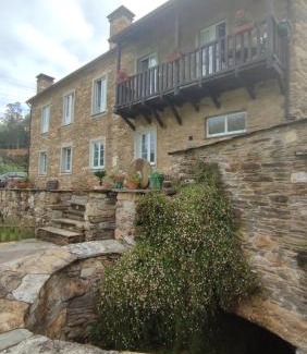 Mondonedo House | Pet-Friendly A Casa das Augas - Guest Rated 9.8/10