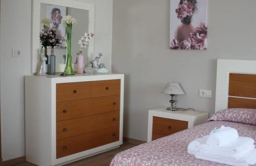 A Estrada House | Top-Rated Family-Friendly Stay at A casa de Dora da Estrada