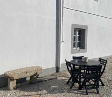 Porto do Barqueiro Apartment | Child-Friendly A Casa de Paco - O Barqueiro, Rated 9.7/10!