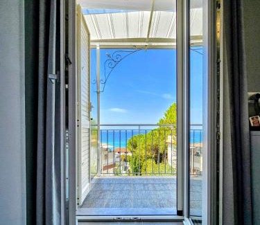 Castellabate House | Discover A Casa di Alessandra: Guest Rated 9.8 with Delightful Dining
