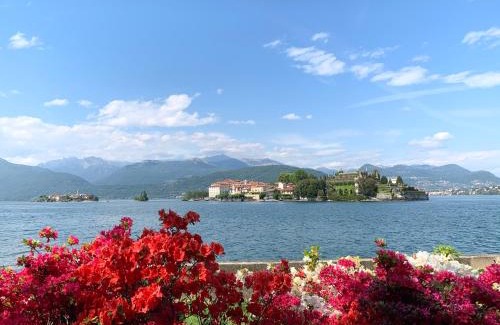 Stresa Apartment | Pet-Friendly Retreat at A Casa di Chiara 2 - Rated 9.5/10