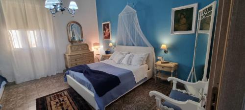 Palermo House | Family-Friendly Stay at A Casa Di Lilly with Kitchen Access