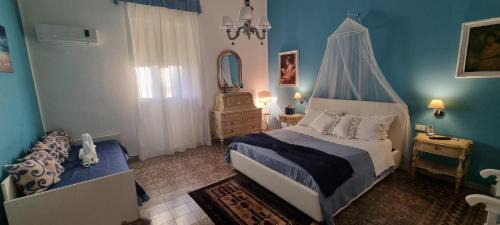 Palermo House | Family-Friendly Stay at A Casa Di Lilly with Kitchen Access