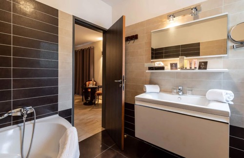 Lumio Hotel | Discover A Casa Di Mà: Top-Rated 4-Star Family Retreat