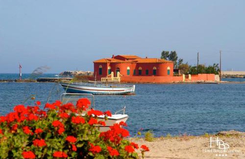 Marzamemi Apartment | A casa di Mattia: Coastal Retreat Near the Village