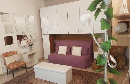 Trezzo sull'Adda Apartment | Welcoming Getaway at a Casa di Max: Pet & Child Friendly