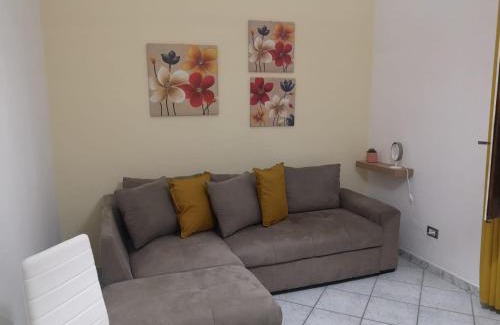 Cibali Apartment | Experience Family Comfort at A casa di Nonna - Rated 10/10