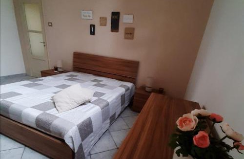 Cibali Apartment | Experience Family Comfort at A casa di Nonna - Rated 10/10