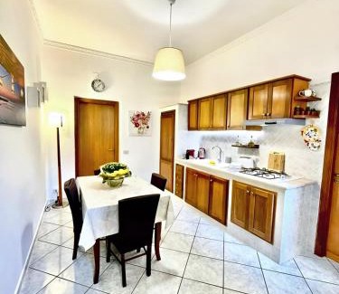 Corso dei Mille - Sant'Erasmo House | Top-Rated Family Stay at A casa di Pam - 9.5/10 Rating