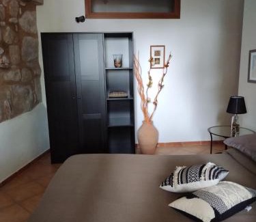 Tindari House | Discover A casa di Peppino Villa Greco with Ocean Views