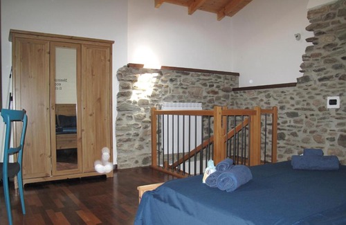 Brovello Apartment | Pet-Friendly Retreat at A Casa di Sole – 8/10 Rated Stay