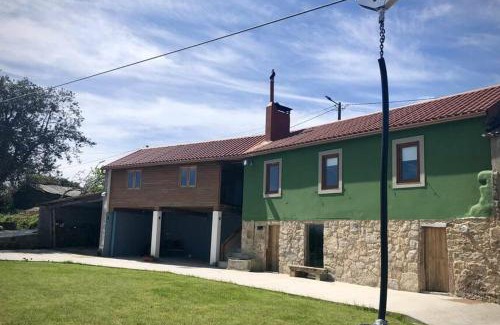 Outes House | Discover A Casa do Acivro: Family-Friendly Getaway