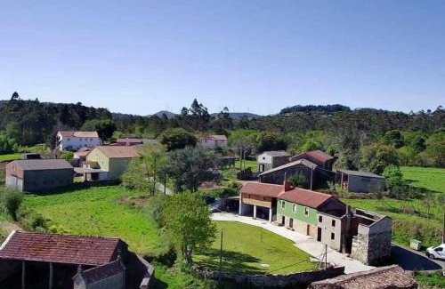Outes House | Discover A Casa do Acivro: Family-Friendly Getaway