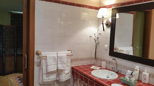 Nogueira de Ramuin House | Discover A CASA DO BUXO: 4-Star Stay with a 9.4 Rating