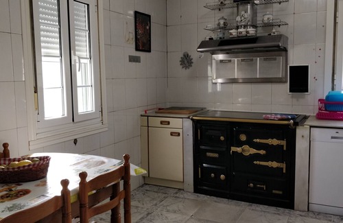 Alfoz House | Experience A Casa do Gaiteiro: Top-Rated & Family-Friendly