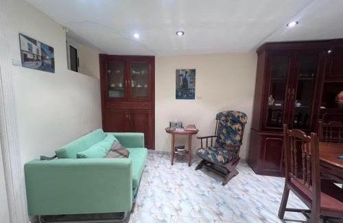Carballeda de Valdeorras House | Experience A Casa do Teléfono: Pet & Child Friendly Retreat