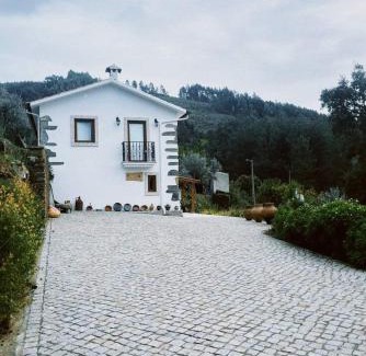 Serta House | Delightful A Casa dos Avós - 4-Star Family-Friendly Stay