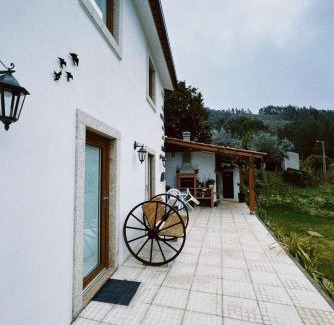 Serta House | Delightful A Casa dos Avós - 4-Star Family-Friendly Stay