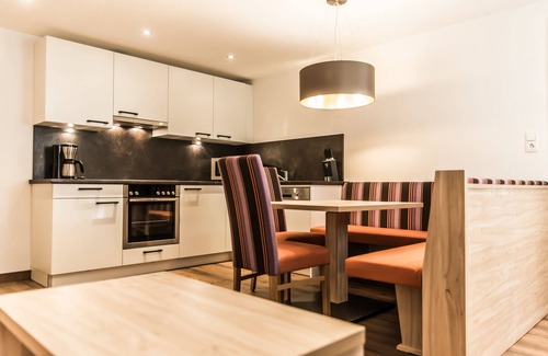Soelden Apartment | Discover A CASA Smaragd: Pet-Friendly 4-Star Retreat