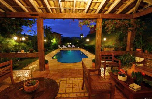 Tiradentes House | Discover A Casa Vermelha Hospedaria: 9/10 Guest Rated Retreat