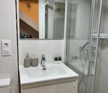 Cabanas House | Pet-Friendly A Casiña do Rey Casita by Cabañas Beach