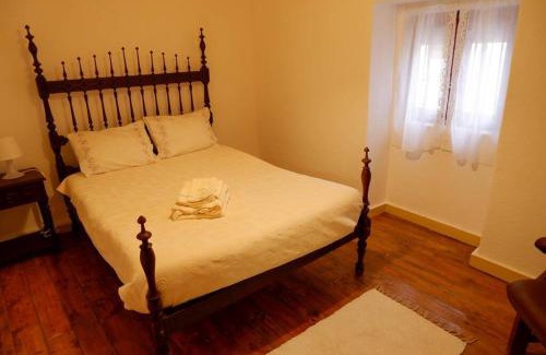 Castelo Branco Apartment | Cozy A Casinha dos Avós João e Ana: Breakfast & Family-Friendly
